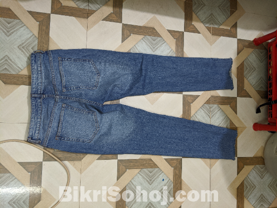 Loose jeans(blue), caftan & tops